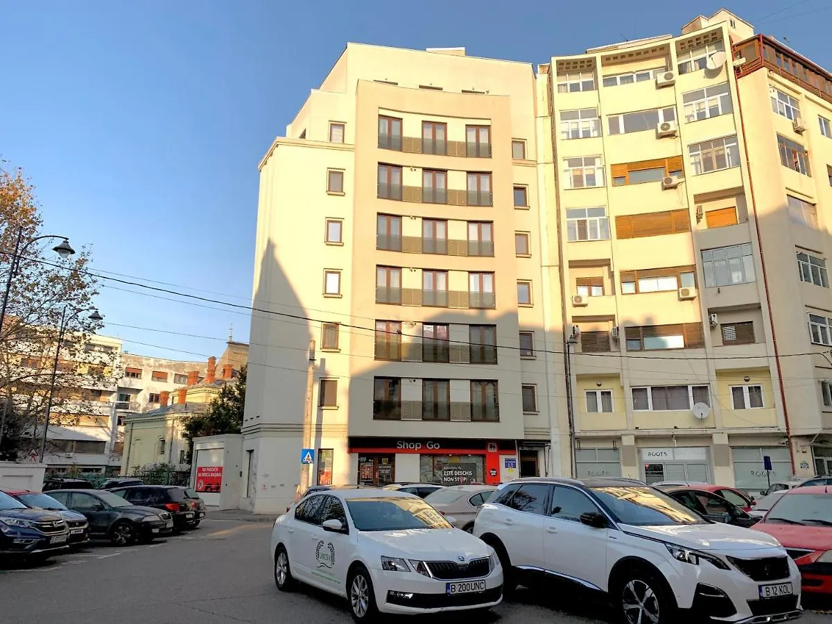 Downtown Italian Studio Bucharest Apartment